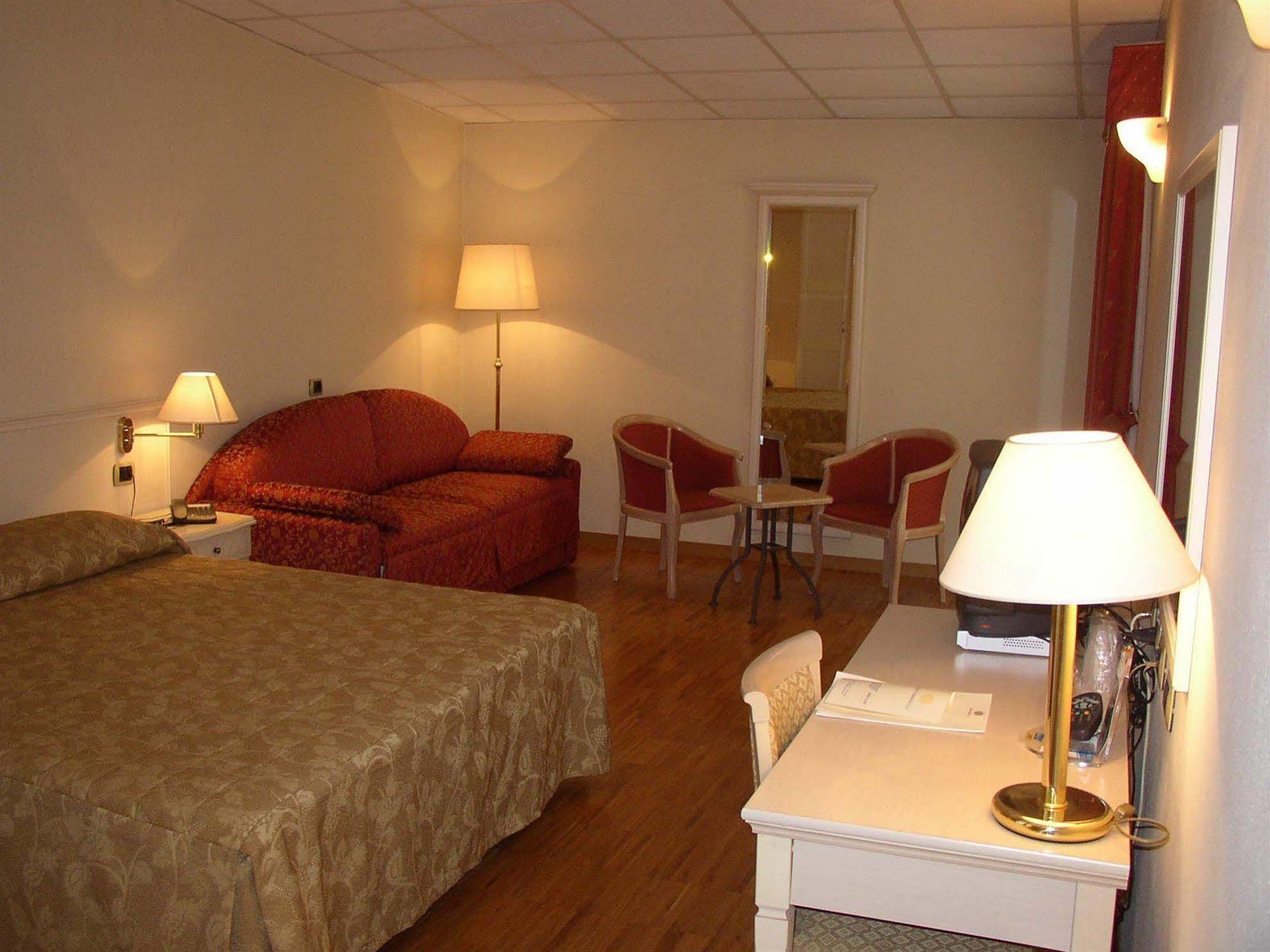 Terminal Hotel
