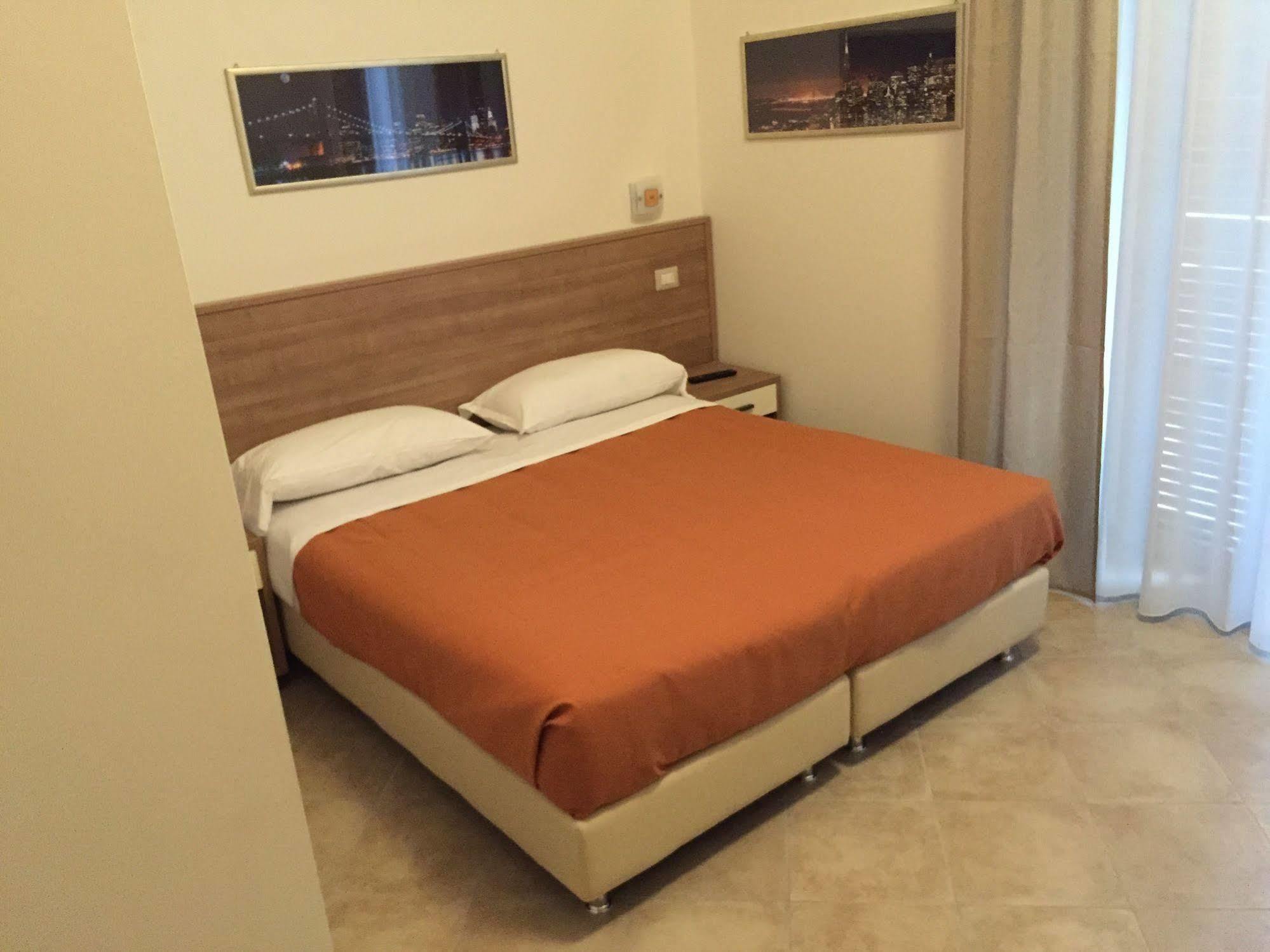 Hotell Montecarlo