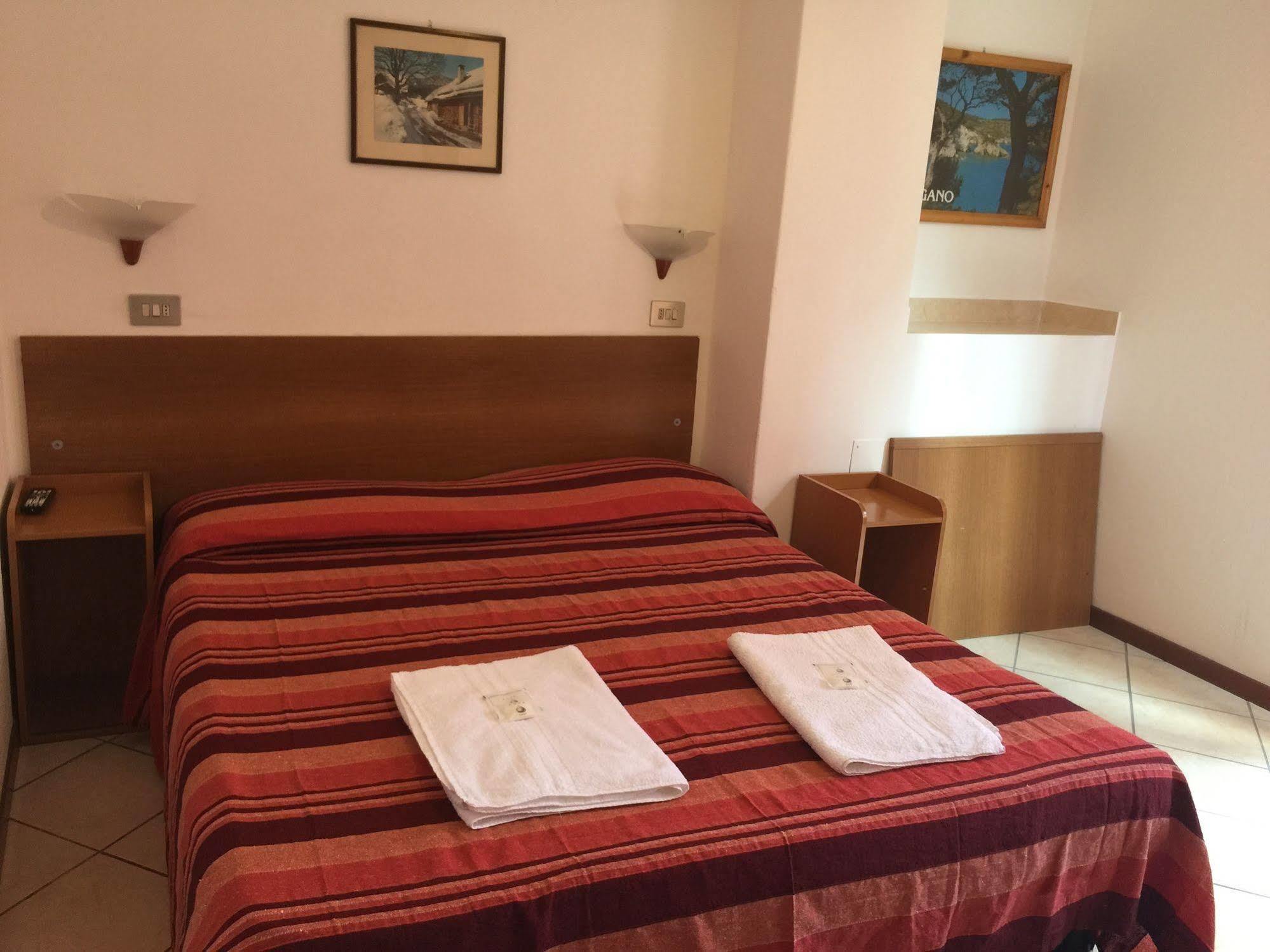 Adelchi Hotel *