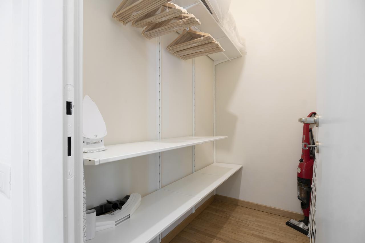 Apartment Residenza Cornaggia Milan