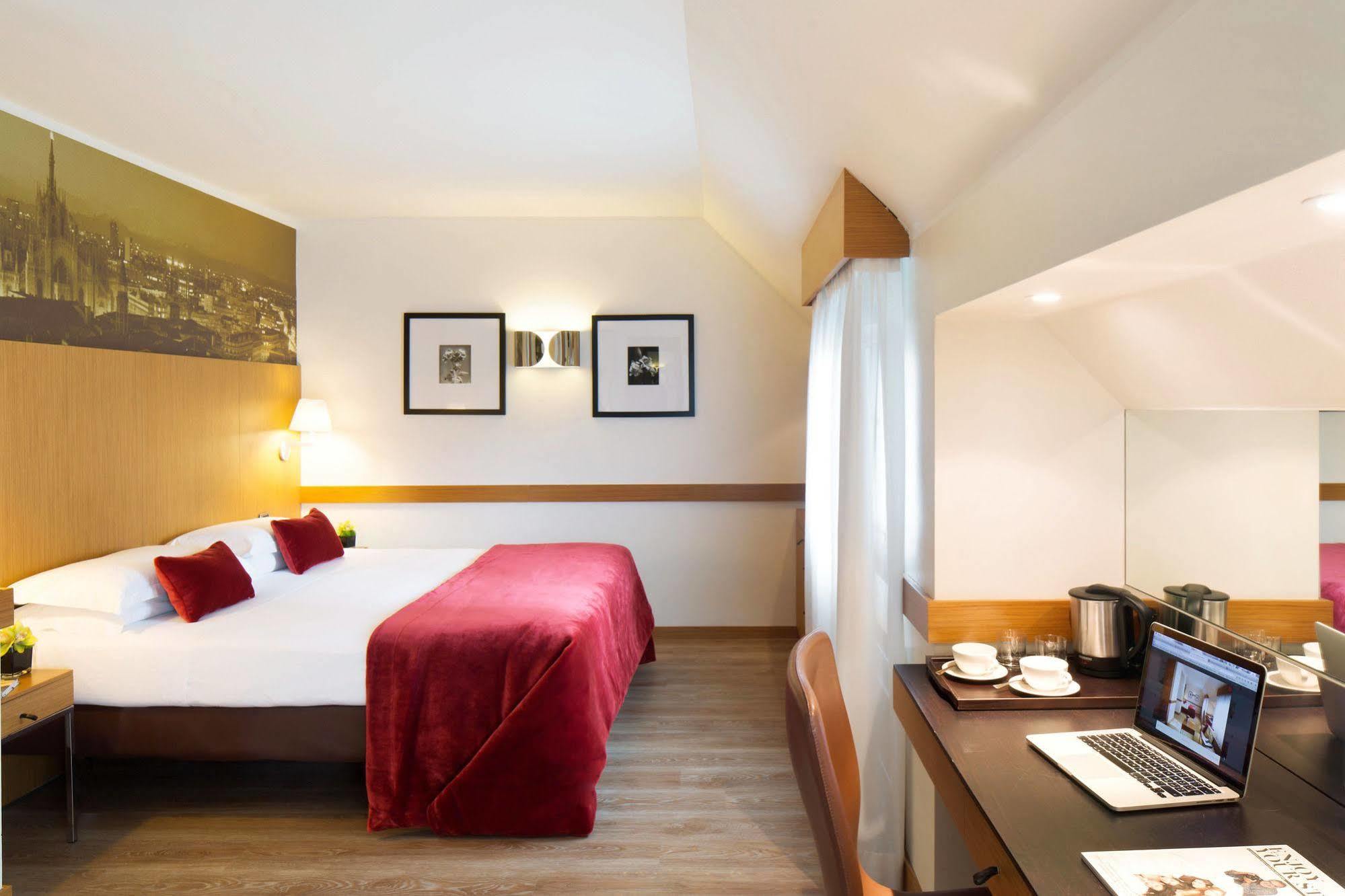 Starhotels Tourist 4* Milaan