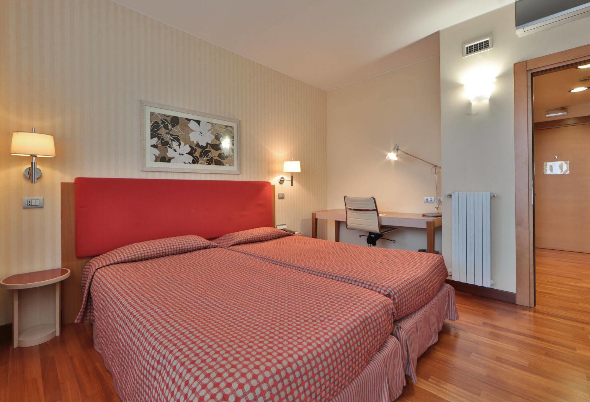 Aparthotel Unaway & Quark Due Milano