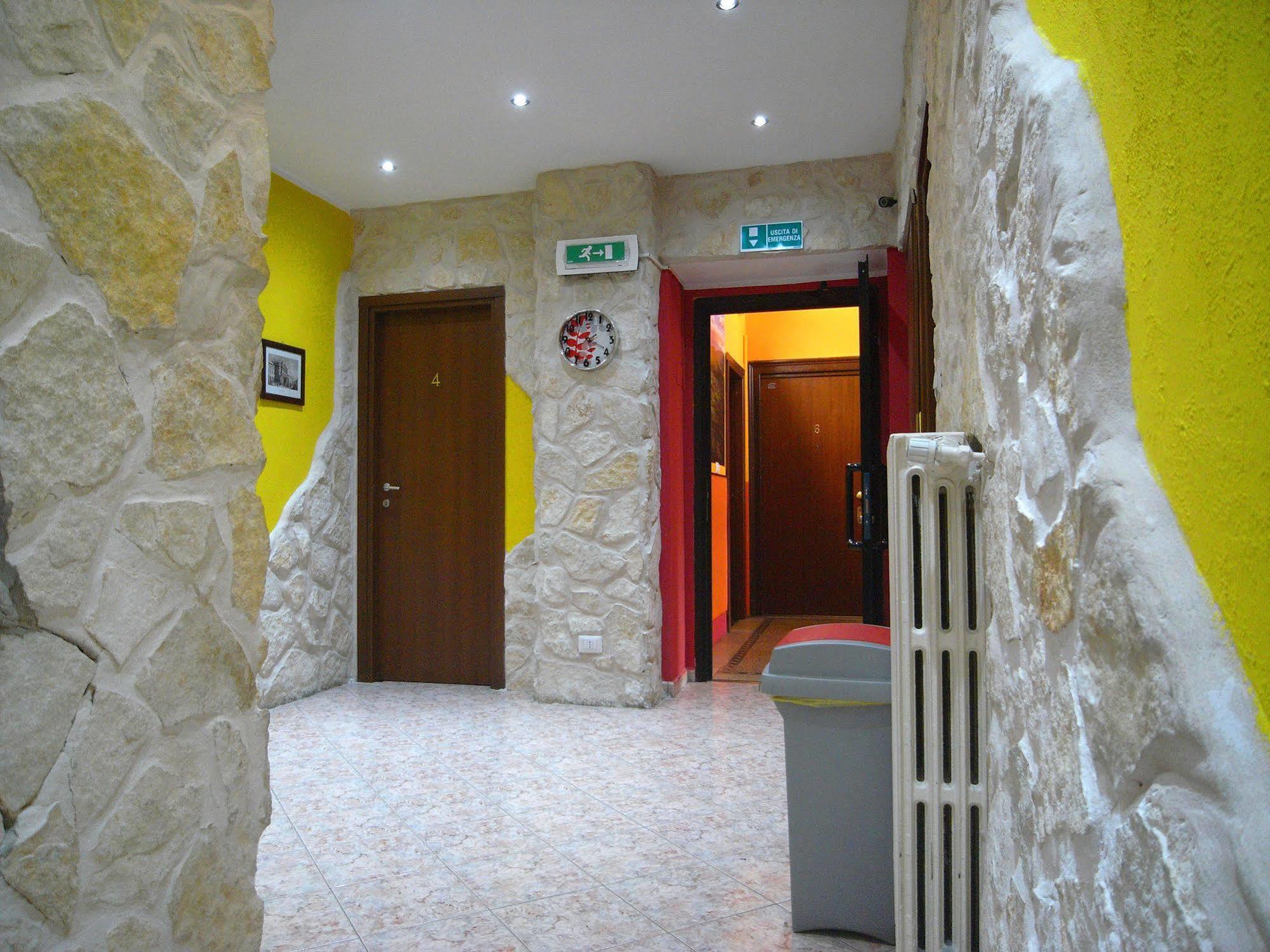 Hostel California Milan