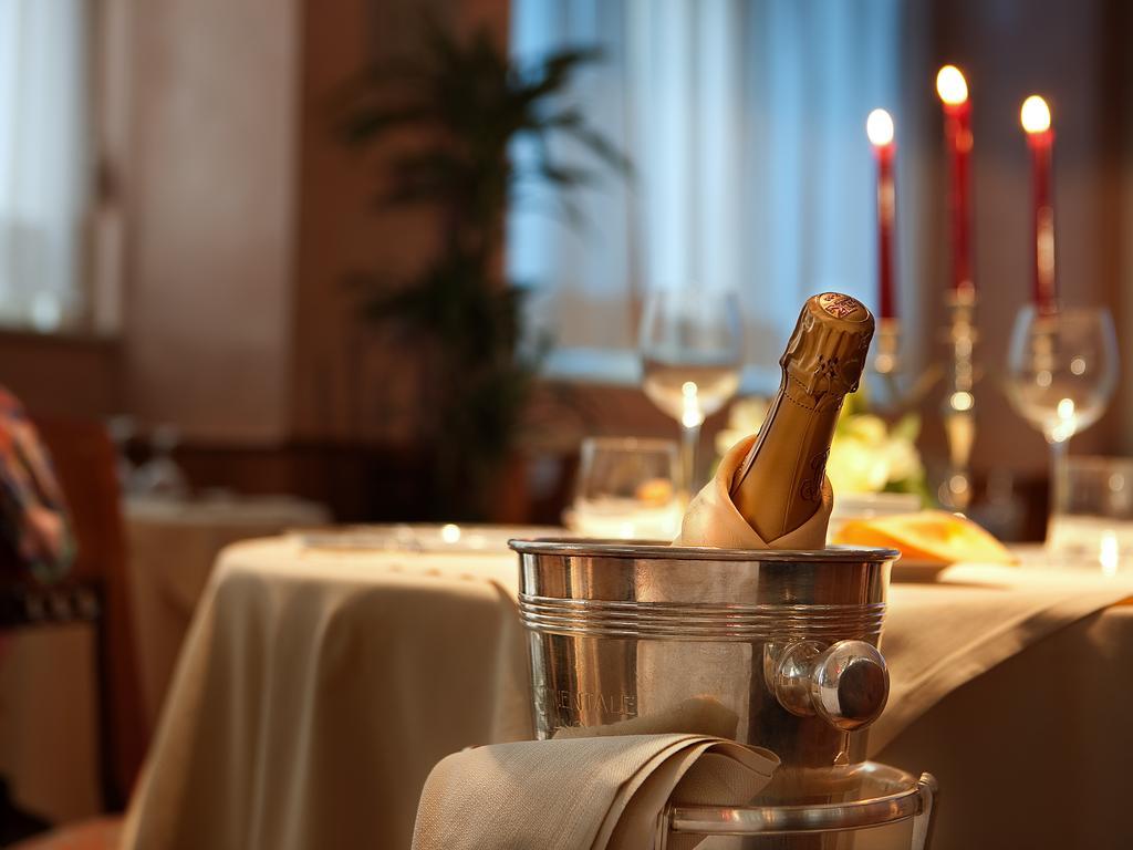 Cavour 4* Mailand