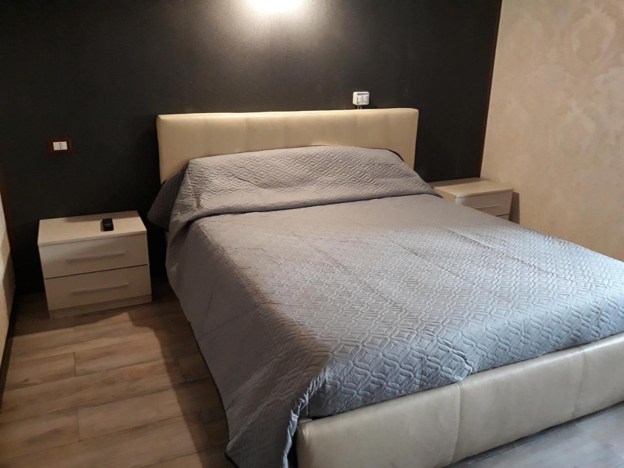 Sira House Mailand