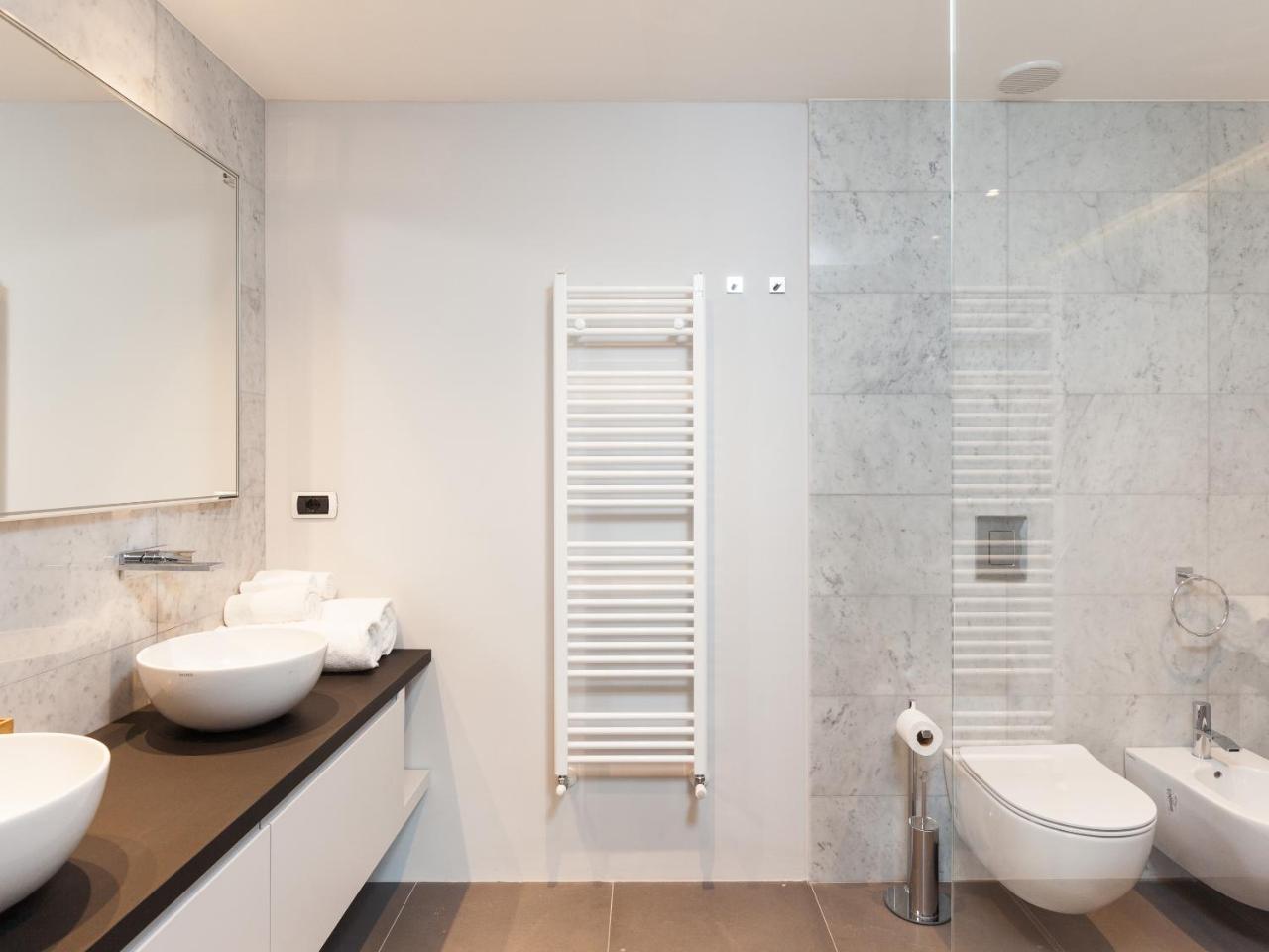 Easyhomes-duomo & Leilighet *