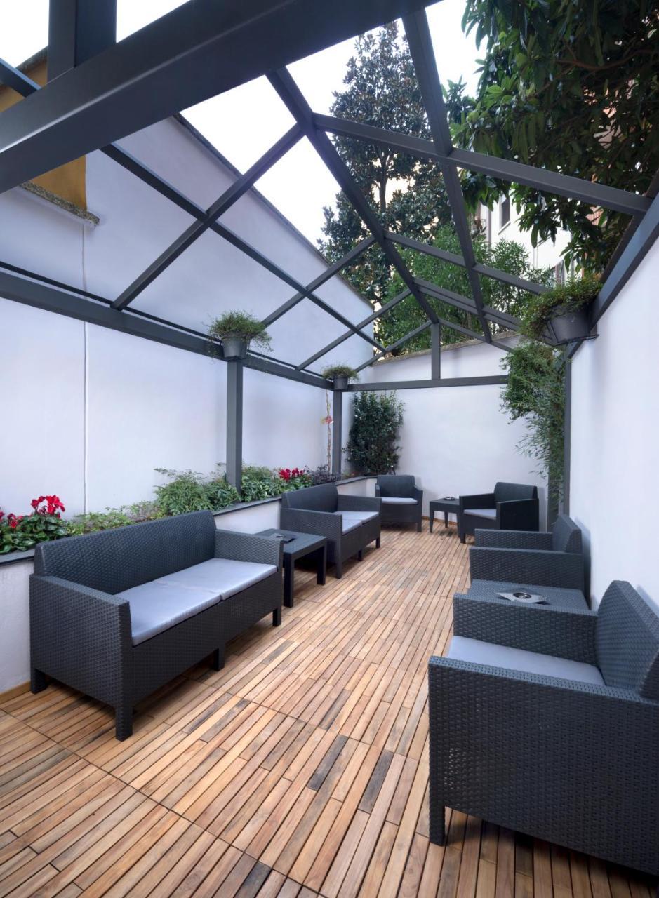 Lancaster Hotel 3*