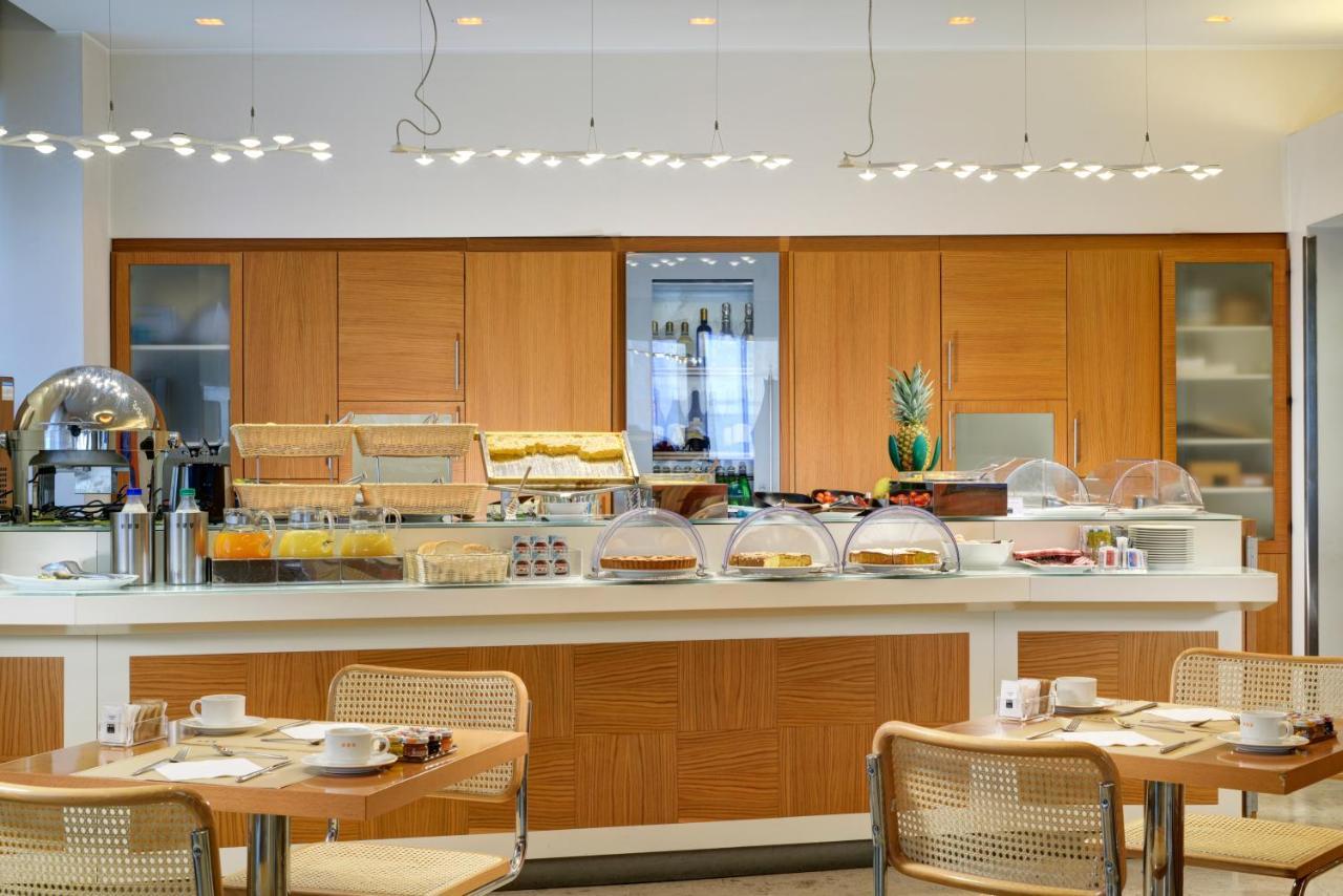 Hotel Unahotels Mediterraneo 4*