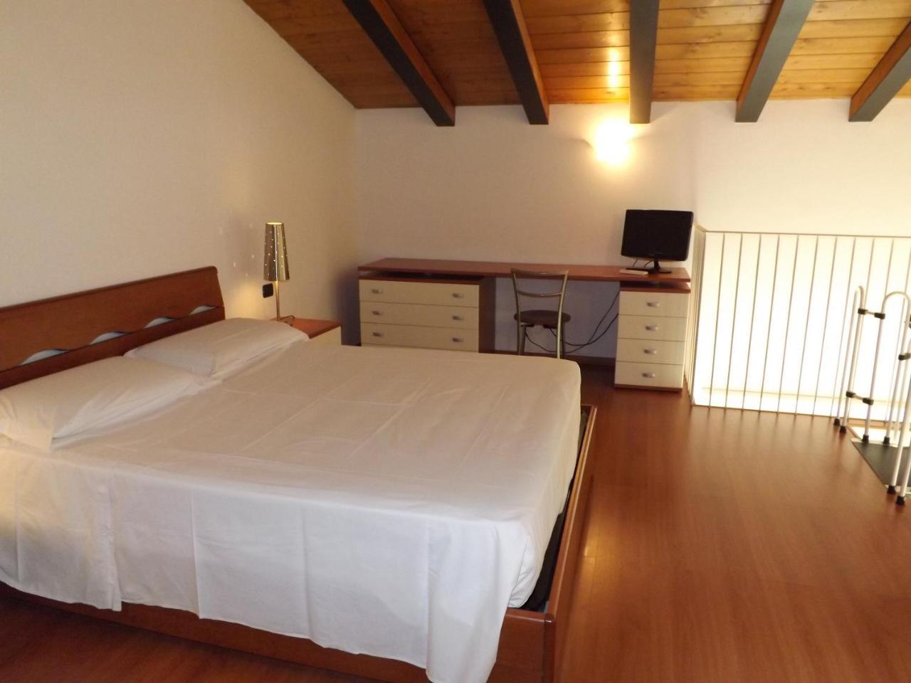 Aparthotel Easy - And Navigli Mailand