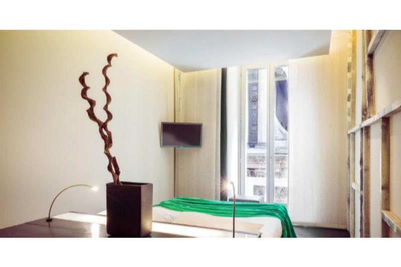 Straf, Milan, A Member Of Design Mailand