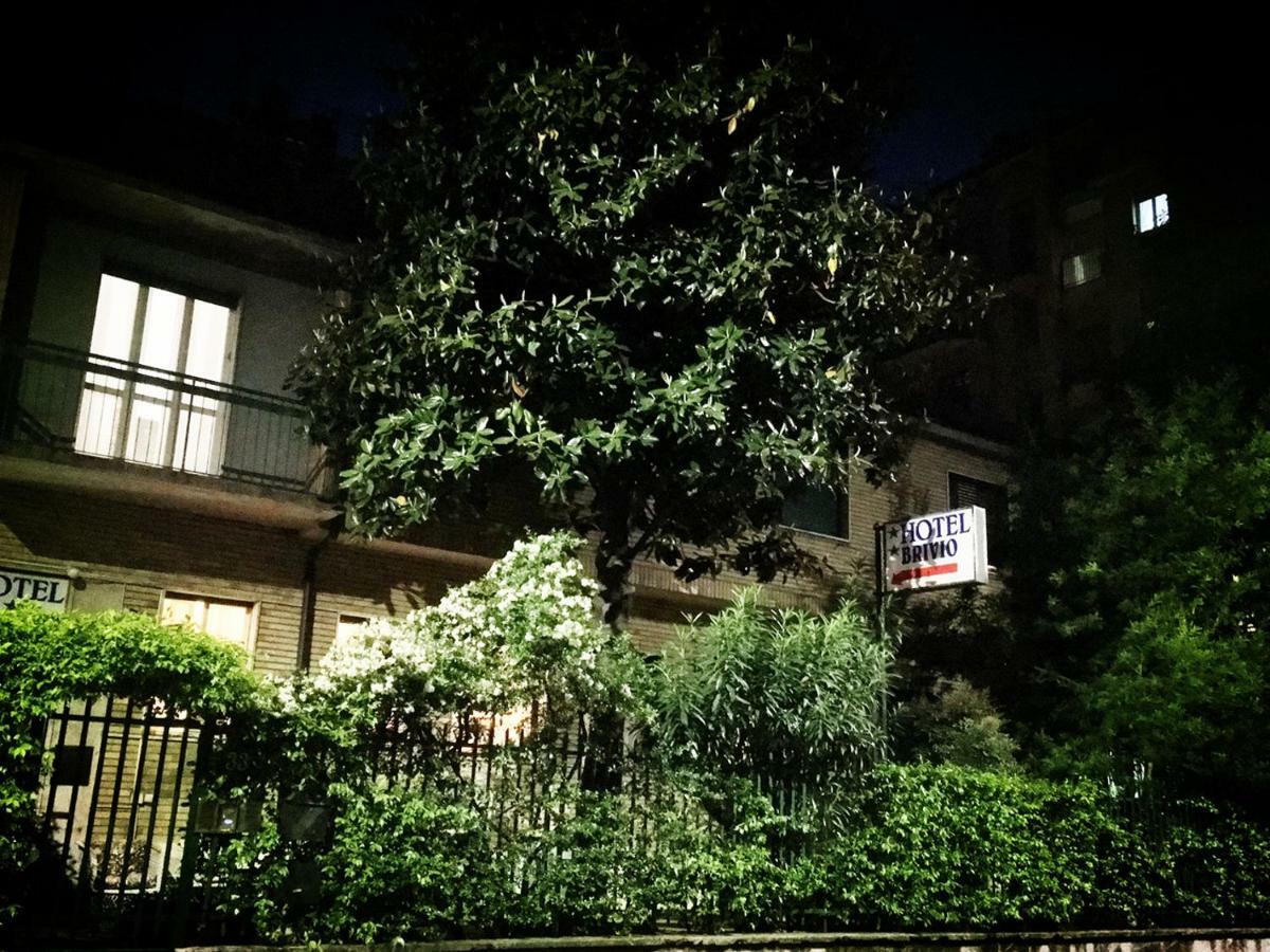 Hotell Brivio 2*