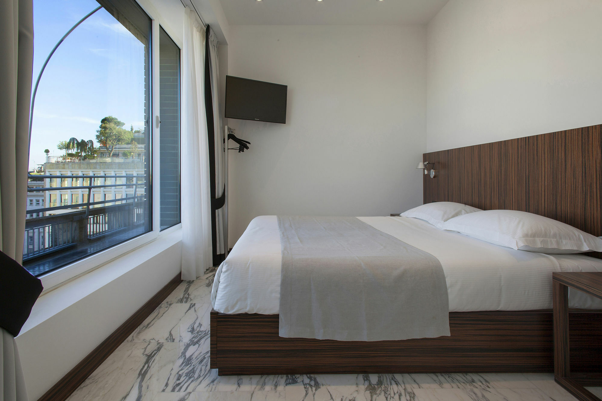 My Bed Montenapoleone 2* Mailand