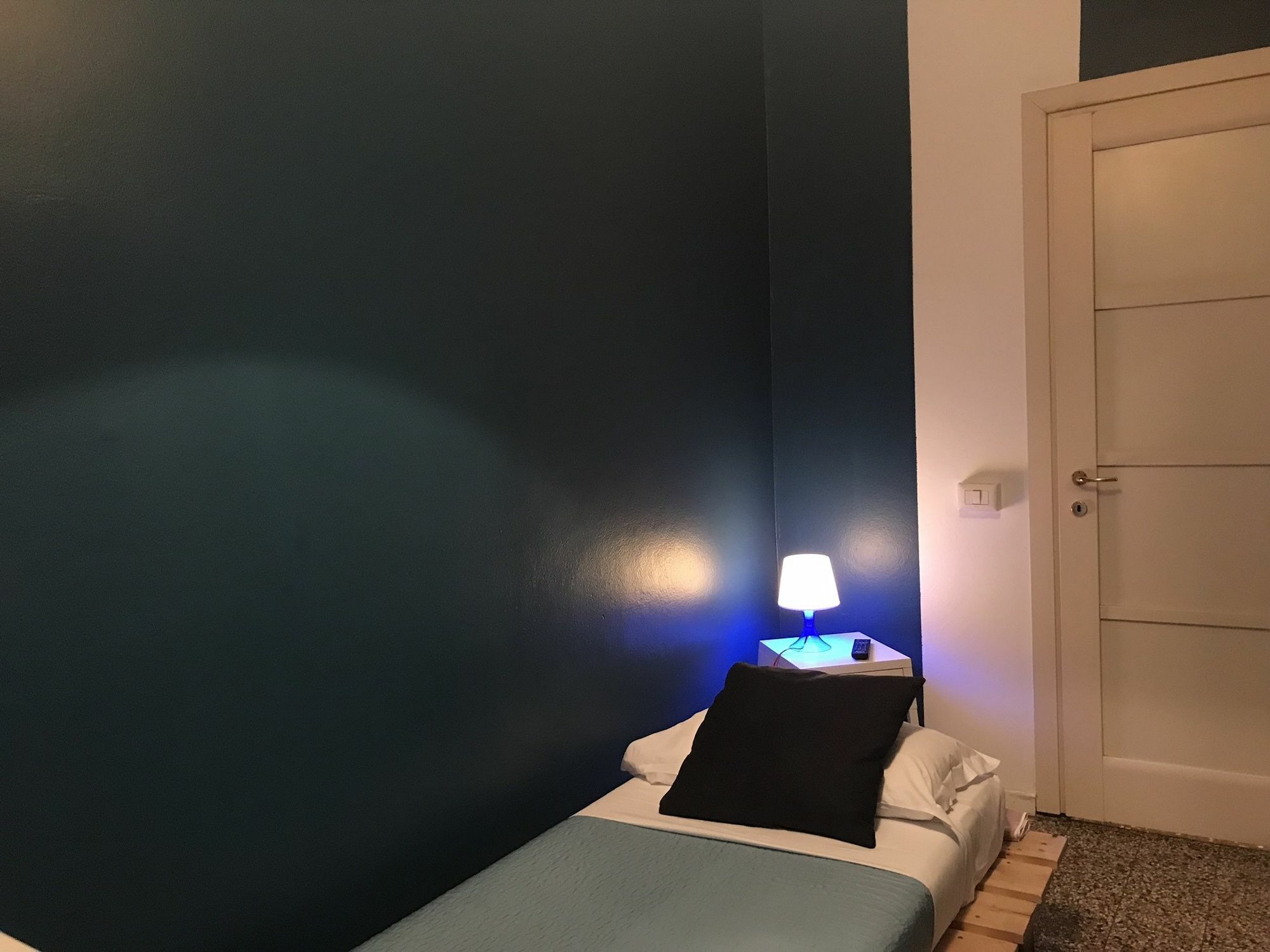 I Am Here - Gioia 71 Guest house Milan