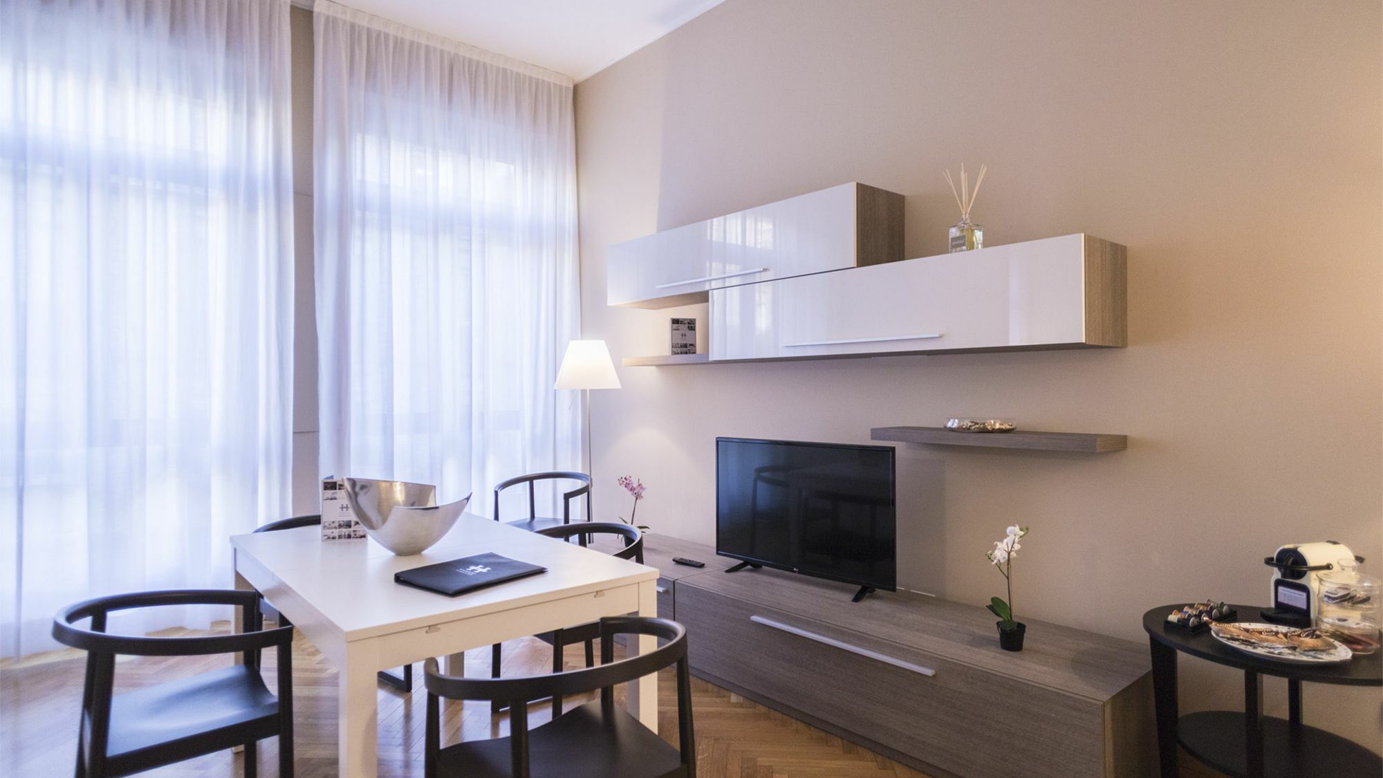 Hemeras Boutique Homes - Design Near Duomo Cathedral Leilighet *
