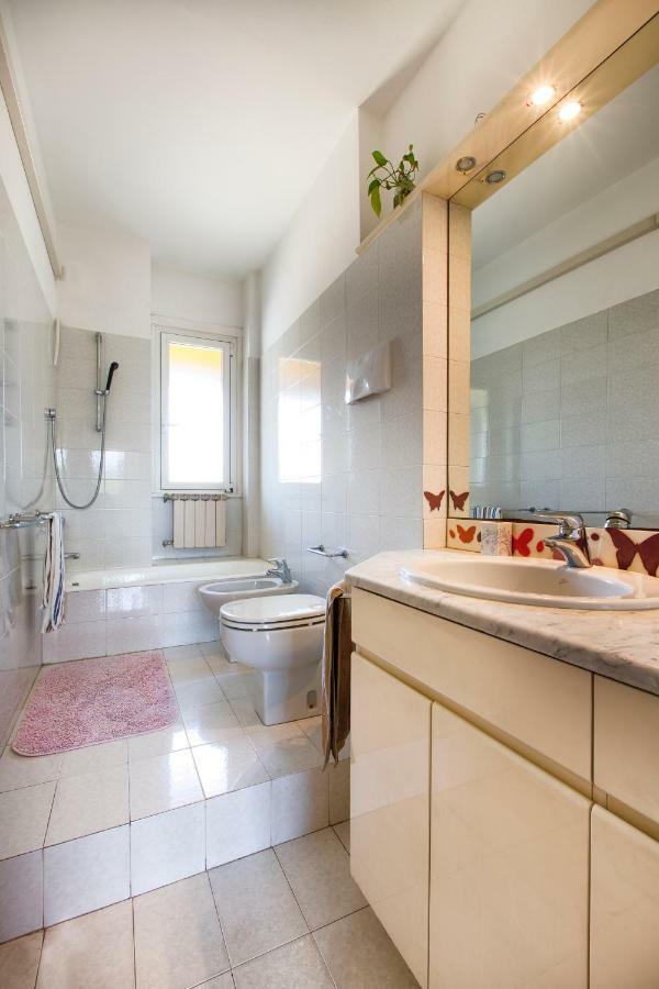 Apartment 160 Mq