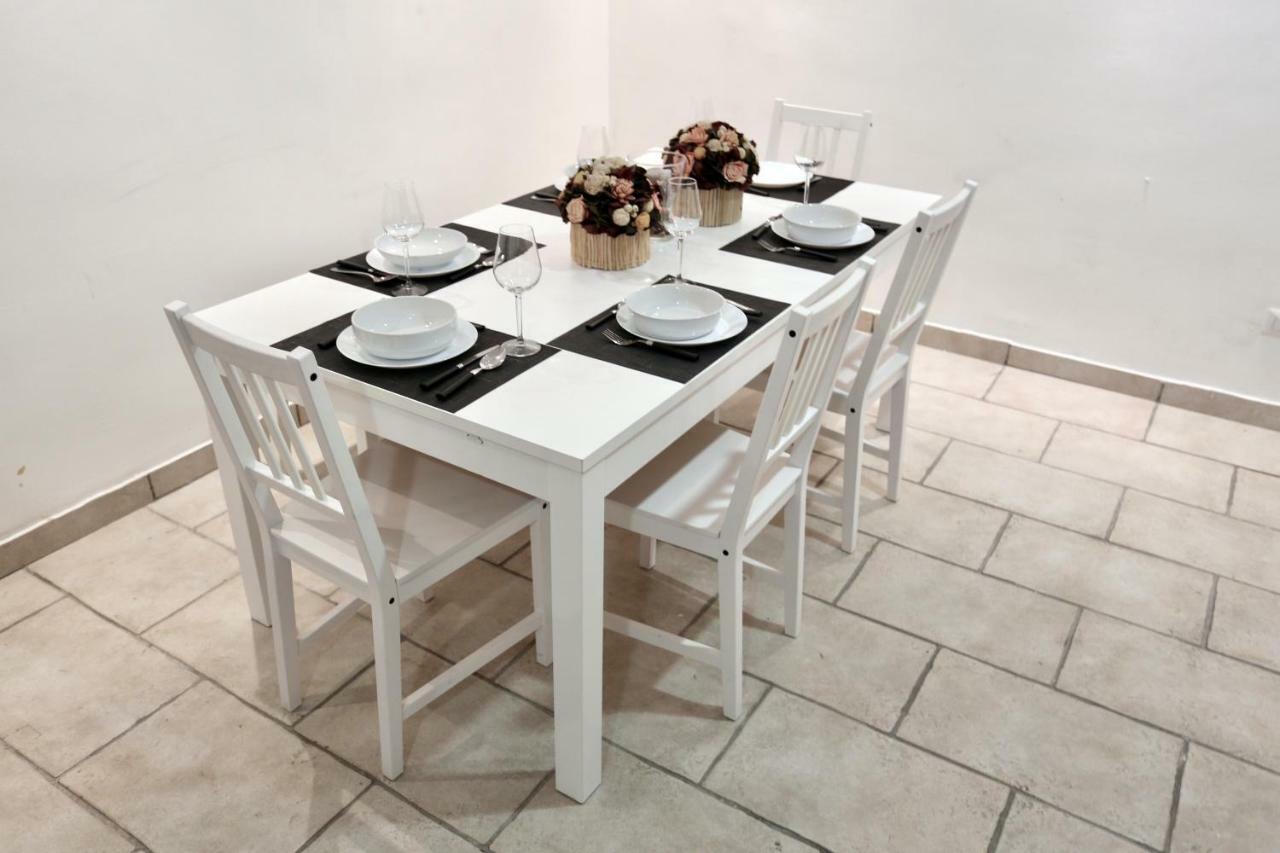 Pretty Space 100metri Da Stazione Apartment Milan
