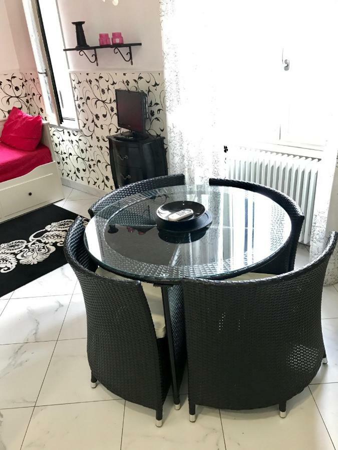 Apartment Sarpi Mailand