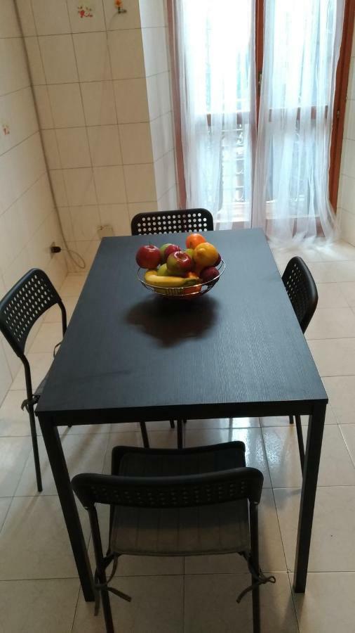 Apartment Corso Sempione Mailand