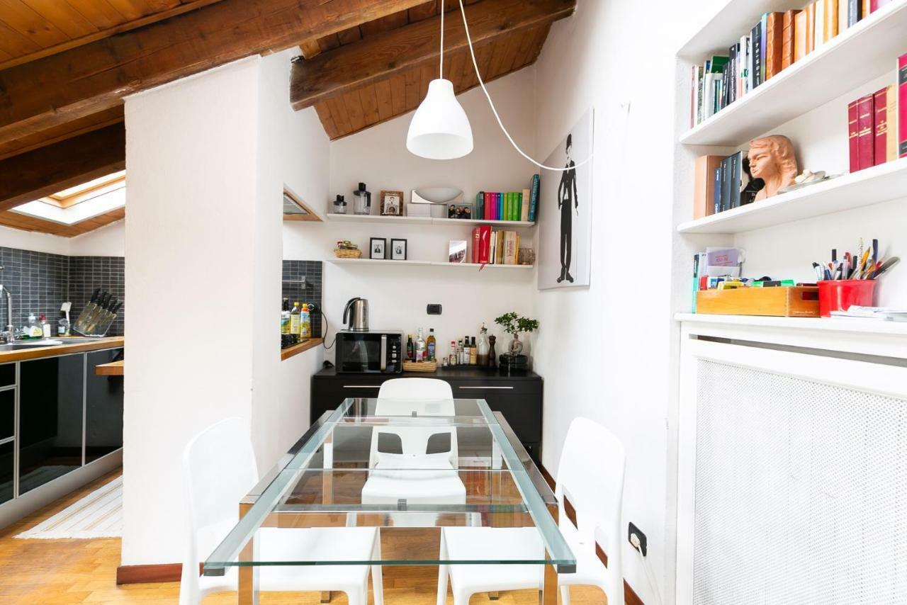 Leilighet Mansarda Sui Navigli Con Terrazza