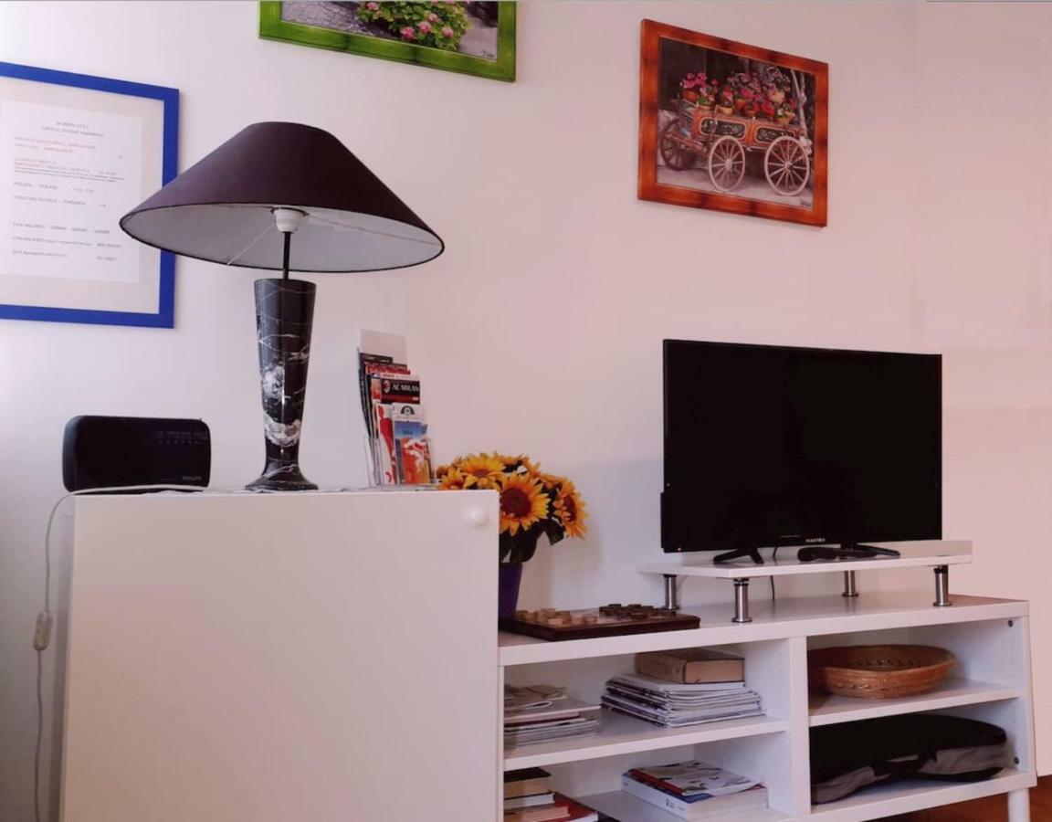 Apartment Delicious Flat Near The Subway M3 Milan