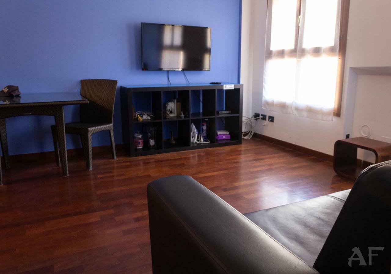 Corso San Gottardo - Darsena Flat Leilighet
