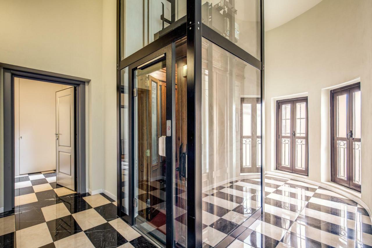 Luxurious In * Milano