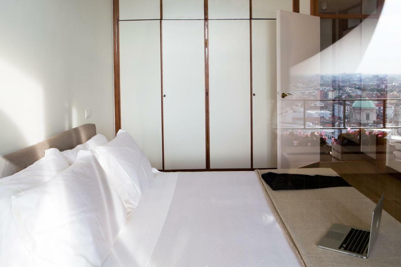 Domux Torre Velasca Aparthotel Milano