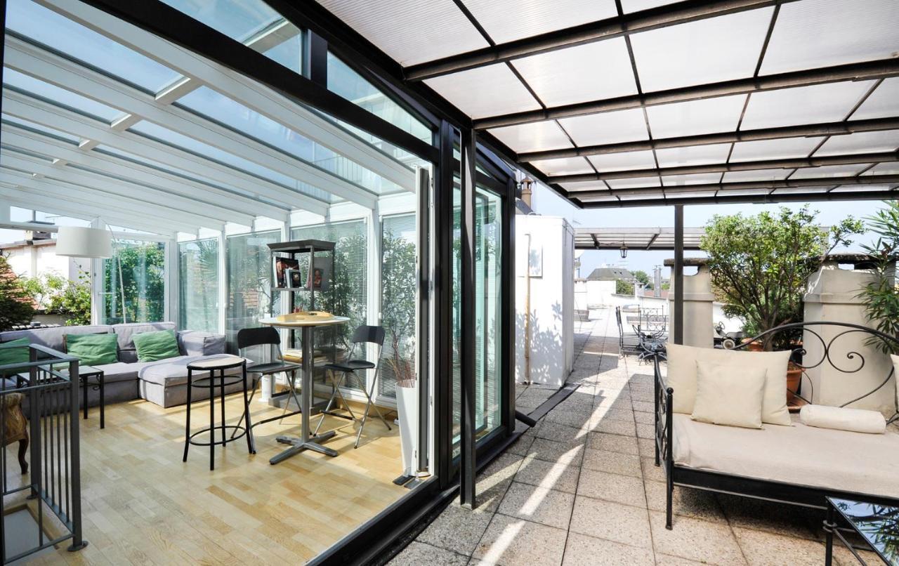 Apartment San Lorenzo Building Milan