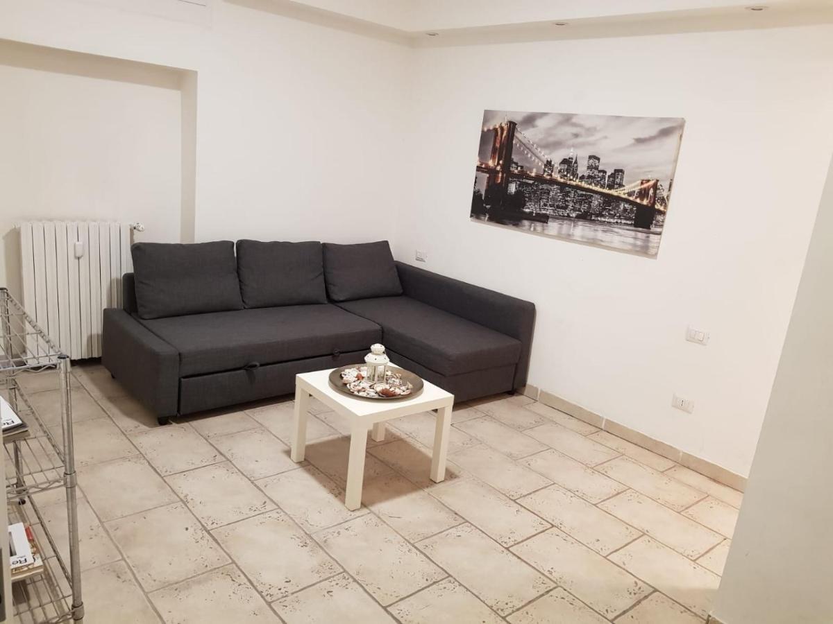 Pretty Space 100metri Da Stazione Apartment Milan