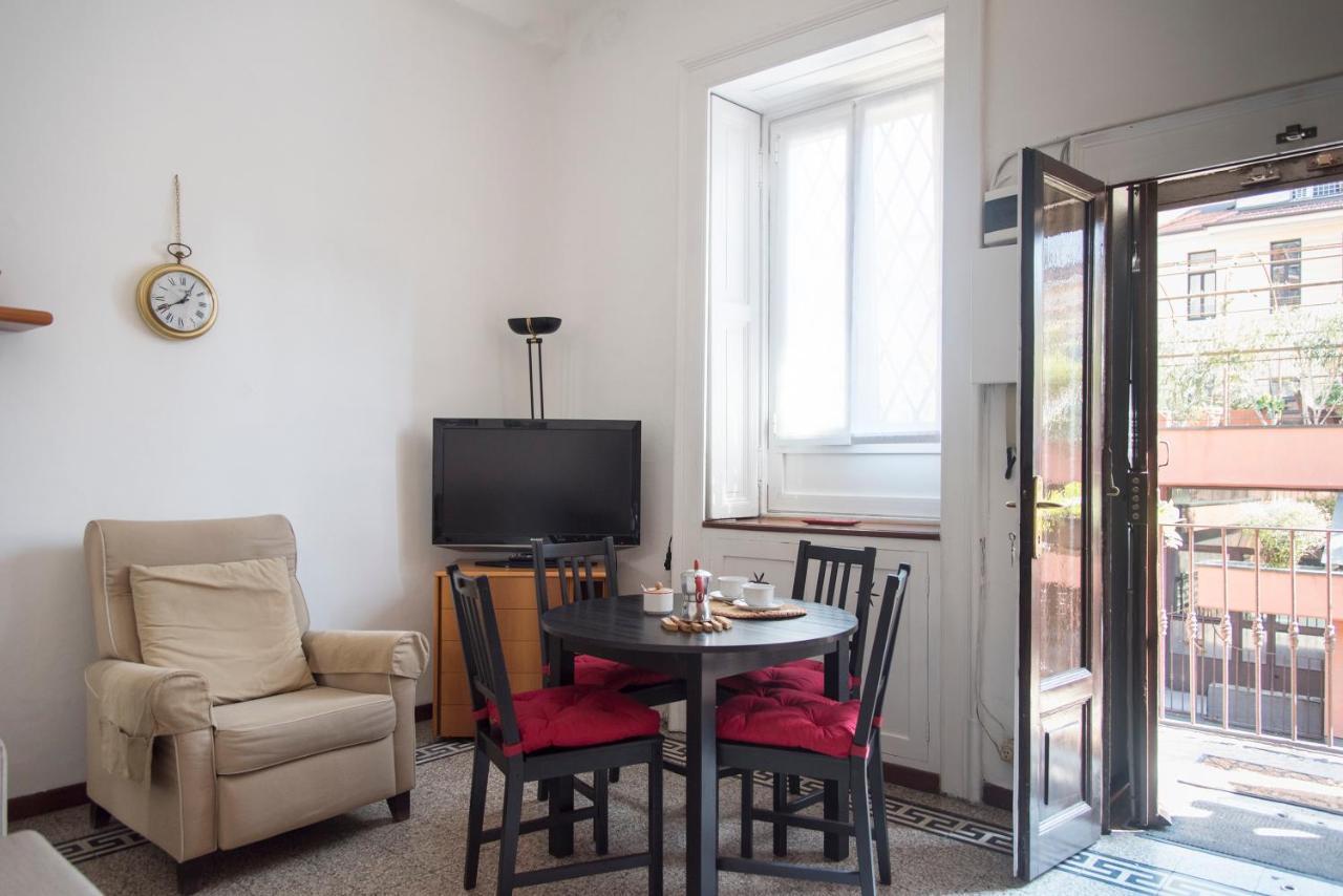 Peaceful Court In Shopping District Appartement *