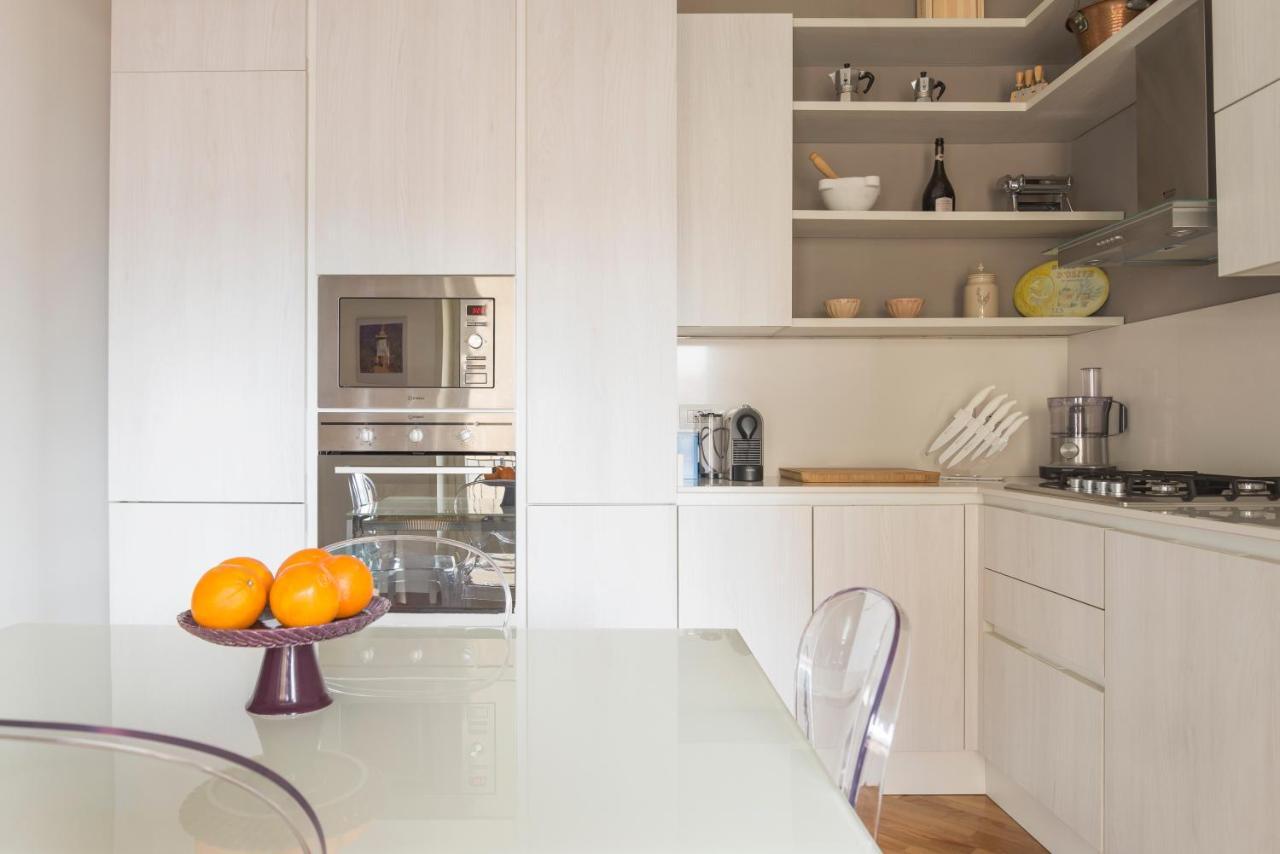 Cosmopolitan Apartment