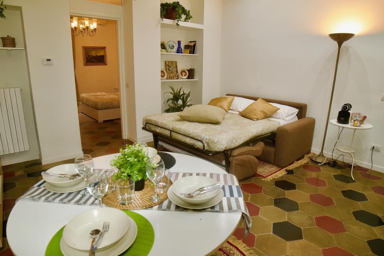 Splendido Trilocale Zona Isola Lejlighed *
