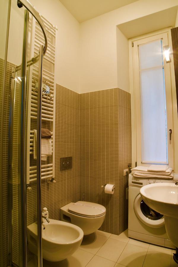 Splendido Trilocale Zona Isola Lejlighed