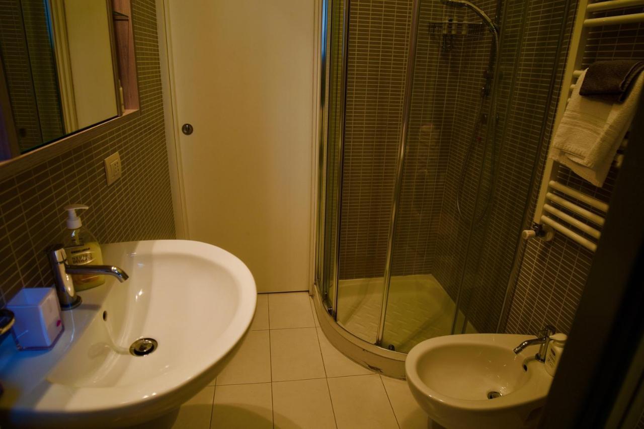 Splendido Trilocale Zona Isola Lejlighed