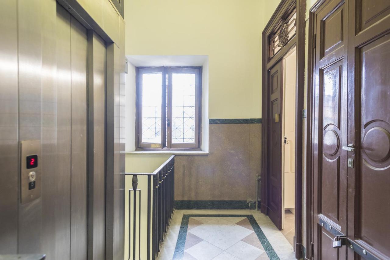 Hemeras Boutique Homes - Super Central Luxury Apartment Milan