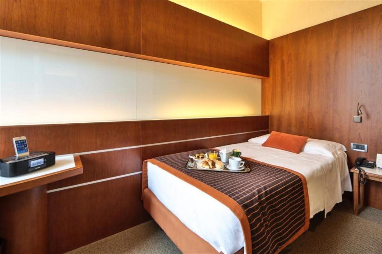 Western Madison 4* Milano