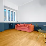 Bnb Capital Milano Central Station - Red