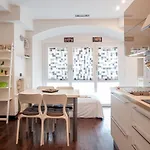 Modern Duomo Apartment