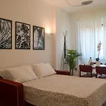 Joivy Lovely Apt For 4 Next To Bus And Metro Station