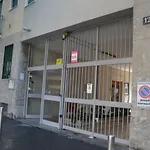 Joivy Lovely Apt For 4 Next To Bus And Metro Station