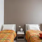 Amazing 2 Bedrooms Apt - Yellow Line