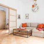 Washington Cosy And Comfortable Apartment