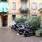 Via Custodi - Navigli House Selection
