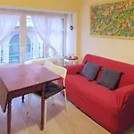 Porta Venezia & Giardini Montanelli Cozy Flat