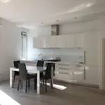 Bright & Spacious Apartment Near Navigli - Ponti