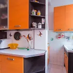 Bright & Cozy Room With Balcony