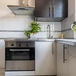 Altido Spacious 1 Bedroom Apartment For 3 In Milan