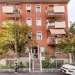 Precotto Comfortable Flat With Balcony