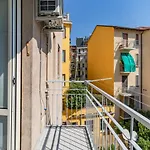Altido Sleek Flat With Balcony, Walking Distance From Milan Centre