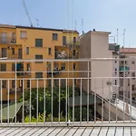 Altido Sleek Flat With Balcony, Walking Distance From Milan Centre